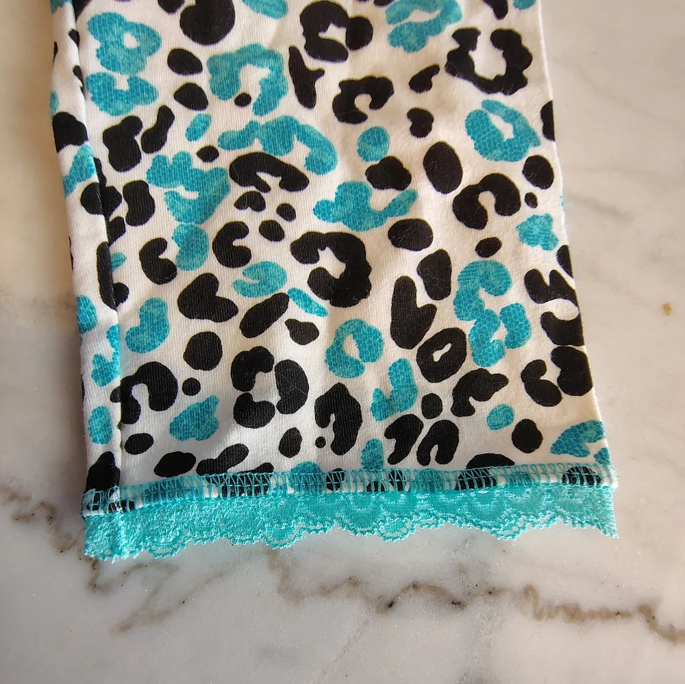 Justice Aqua Black White Leopard Print Lace Hemmed Capri Leggings Size 14 Girls